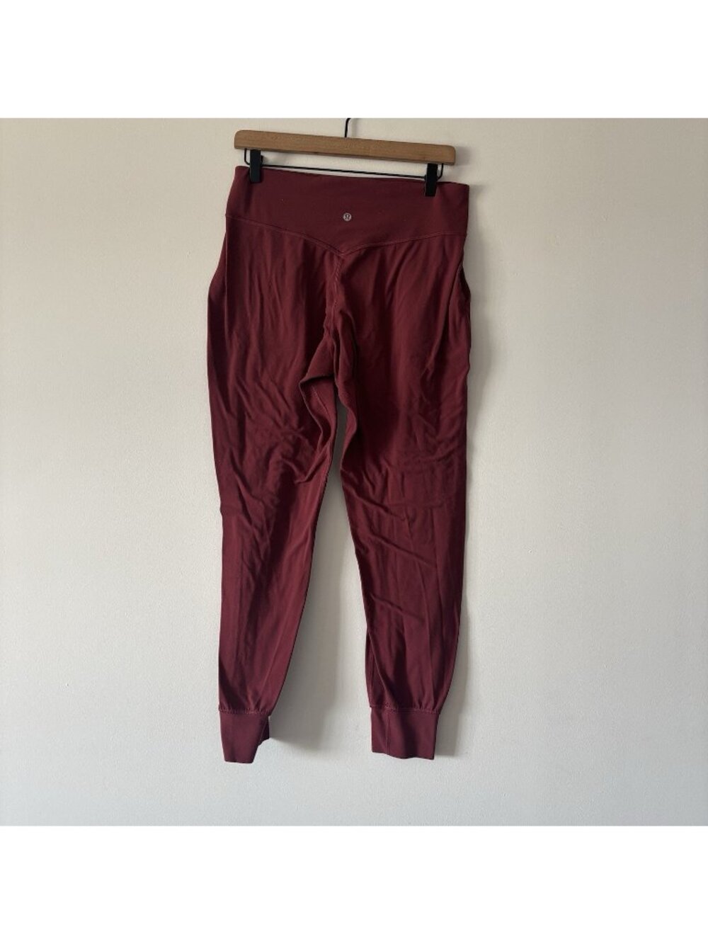 Lululemon Align Jogger Pants Women’s Size 10 Burgundy Athleisure Sporty PILLING!